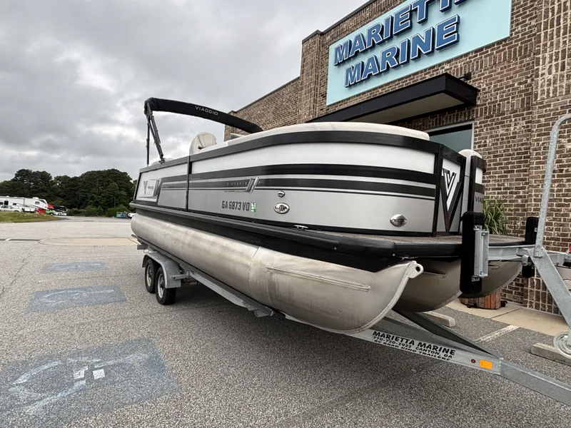 Slide: The Image of Viaggio Diamante D21U w/Suzuki 140HP Engine and Trailer Included 2021 - 25