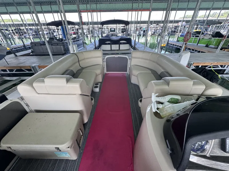 Slide: The Image of Premier SunSpree 220 2021 - 20