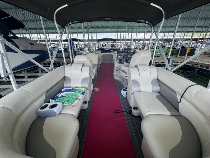 Slide: The Image of Premier SunSpree 220 2021 - 6