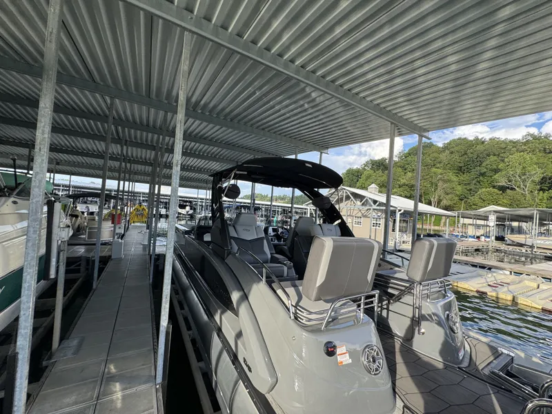 Slide: The Image of Manitou XT 27 Split Rear Windshield (SRW) 2024 - 4