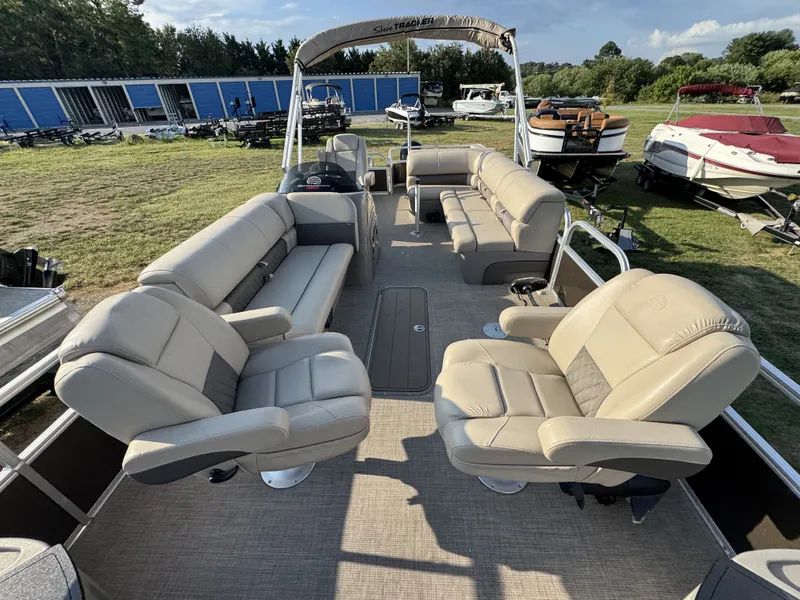 Slide: The Image of Sun Tracker Sportfish 24 XP3 2023 - 28