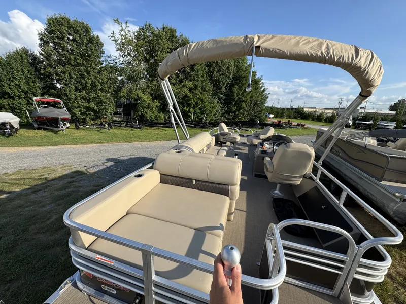 Slide: The Image of Sun Tracker Sportfish 24 XP3 2023 - 39