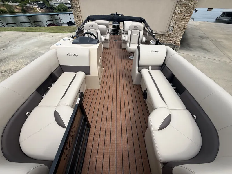 Slide: The Image of Bentley Pontoons Legacy Quad 243 2026 - 6