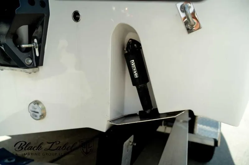 Slide: The Image of Sea Fox 268 Commander 2026 - 11