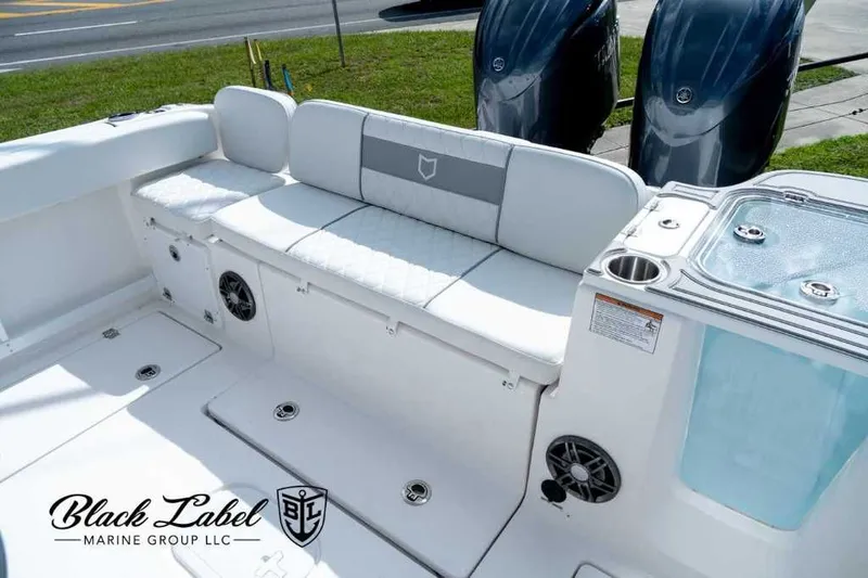 Slide: The Image of Sea Fox 268 Commander 2026 - 18