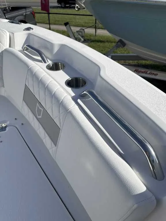 Slide: The Image of Sea Fox 268 Commander 2026 - 2