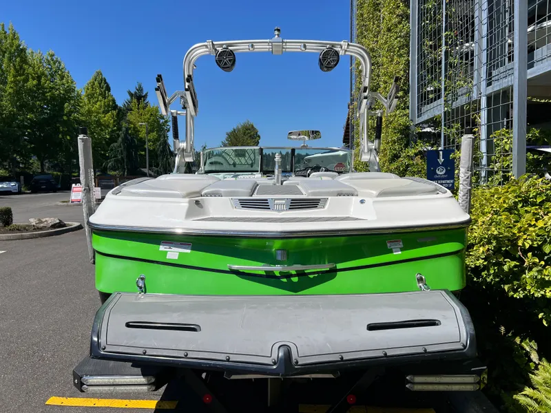 Slide: The Image of MasterCraft X30 2014 - 5