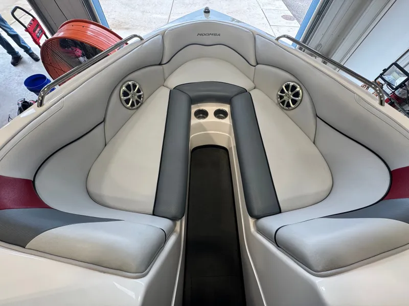 Slide: The Image of Moomba Mobius LSV 2011 - 8