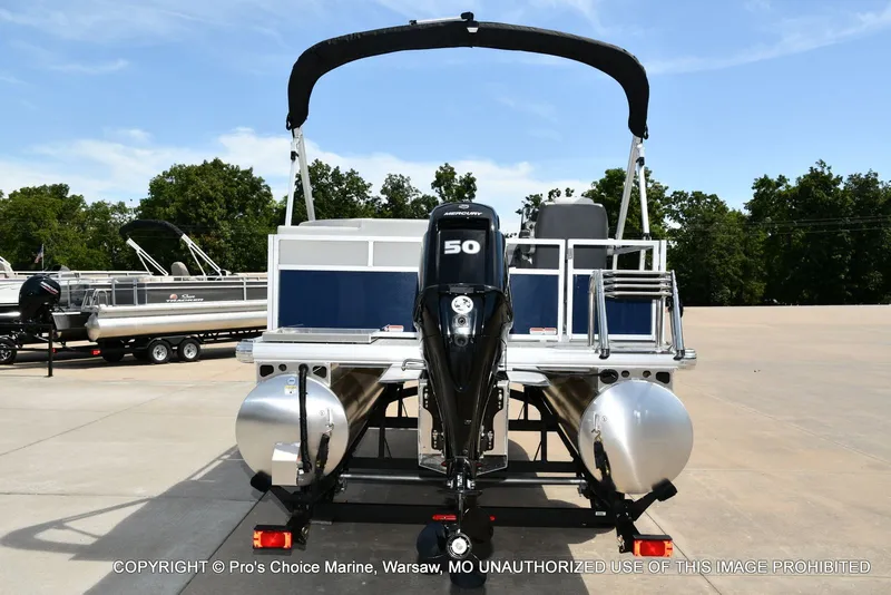 Slide: The Image of Sun Tracker Bass Buggy 16 XL Select 2026 - 18