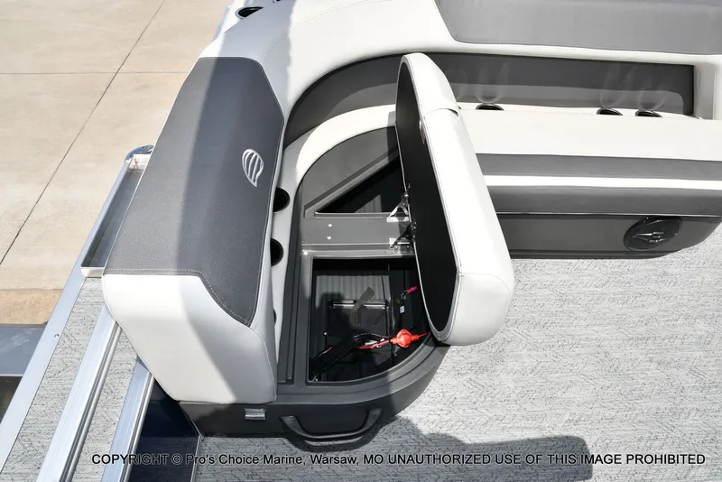 Slide: The Image of Sun Tracker Bass Buggy 16 XL Select 2026 - 47