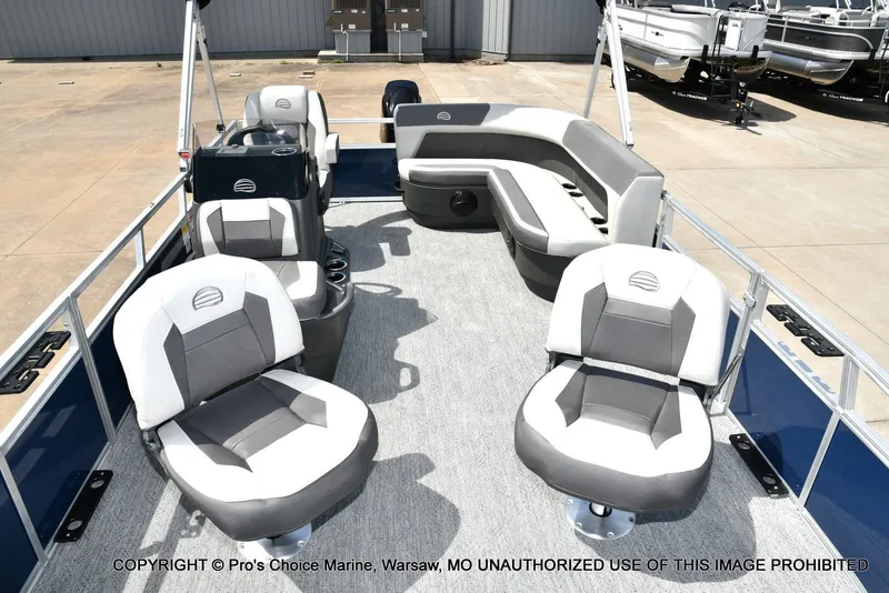 Slide: The Image of Sun Tracker Bass Buggy 16 XL Select 2026 - 6