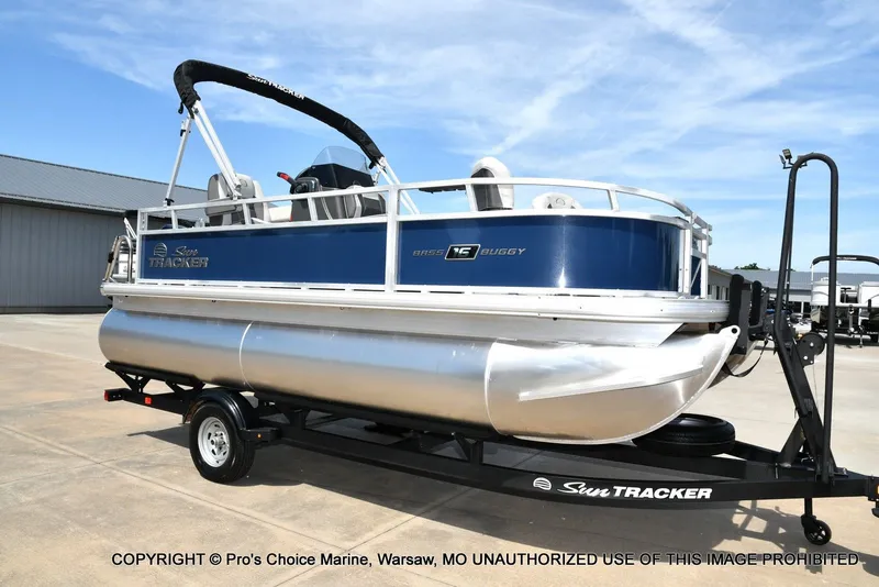 Slide: The Image of Sun Tracker Bass Buggy 16 XL Select 2026 - 68