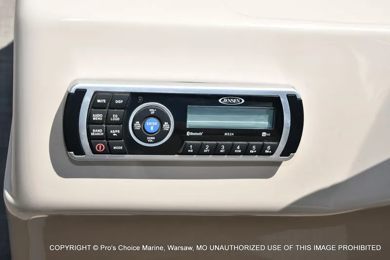 Slide: The Image of Sun Tracker Fishin' Barge 20 DLX 2019 - 47