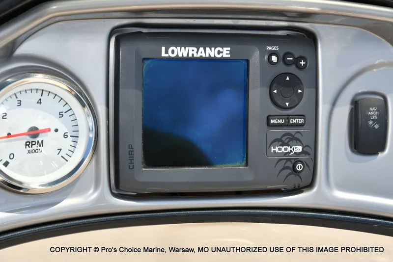 Slide: The Image of Sun Tracker Fishin' Barge 20 DLX 2019 - 9