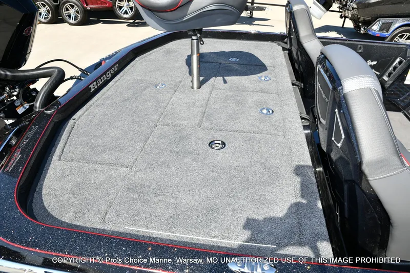 Slide: The Image of Ranger Z520R 2025 - 27