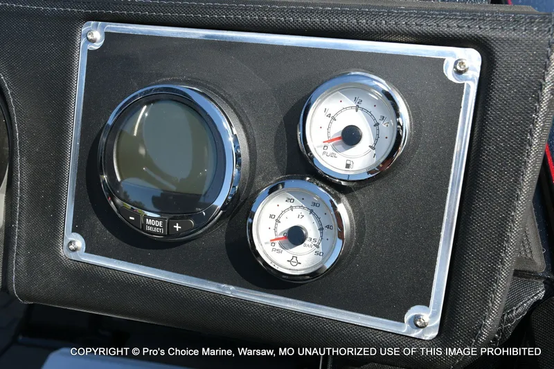 Slide: The Image of Ranger Z520R 2025 - 29