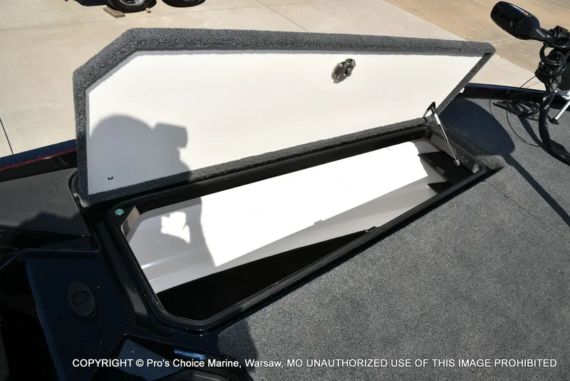 Slide: The Image of Ranger Z520R 2025 - 57