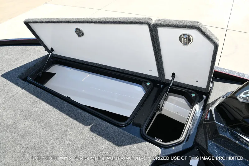 Slide: The Image of Ranger Z520R 2025 - 59