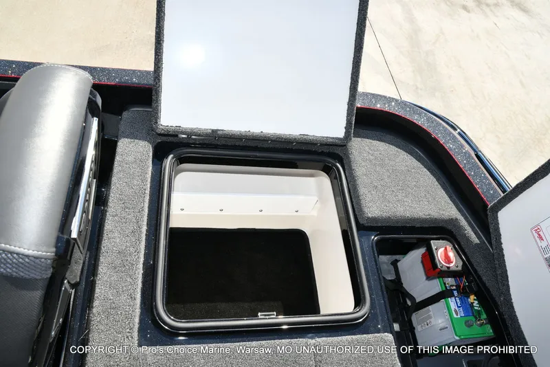 Slide: The Image of Ranger Z520R 2025 - 65