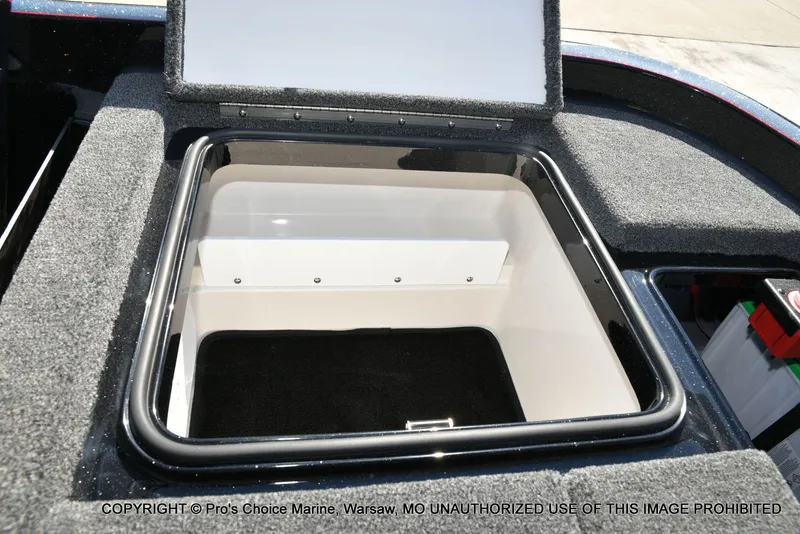 Slide: The Image of Ranger Z520R 2025 - 66