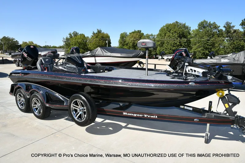 Slide: The Image of Ranger Z520R 2025 - 73