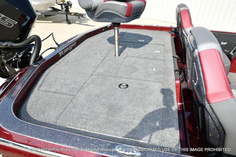 Slide: The Image of Ranger Z521R 2025 - 31