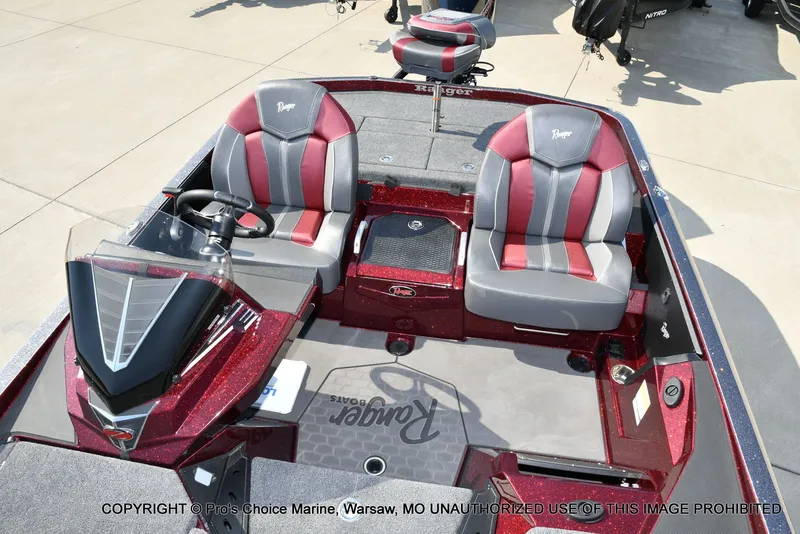 Slide: The Image of Ranger Z521R 2025 - 42