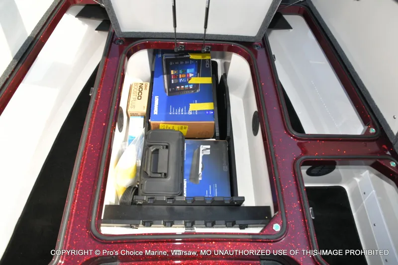 Slide: The Image of Ranger Z521R 2025 - 49