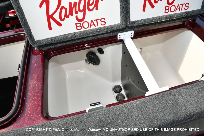 Slide: The Image of Ranger Z521R 2025 - 57