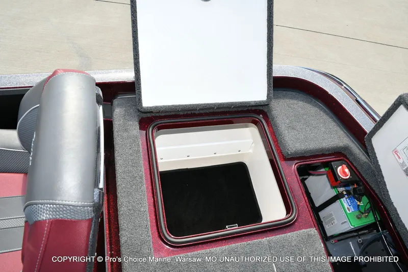 Slide: The Image of Ranger Z521R 2025 - 59