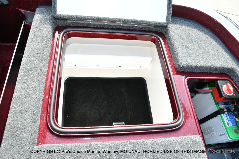 Slide: The Image of Ranger Z521R 2025 - 60