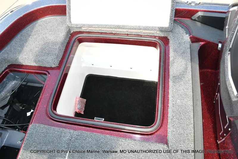 Slide: The Image of Ranger Z521R 2025 - 62