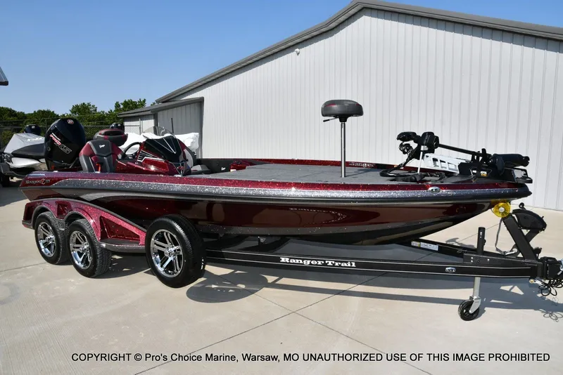 Slide: The Image of Ranger Z521R 2025 - 68