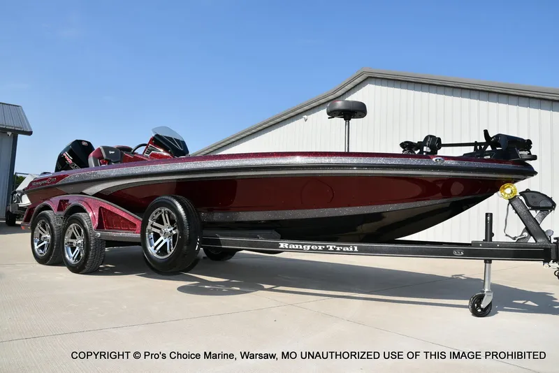 Slide: The Image of Ranger Z521R 2025 - 72