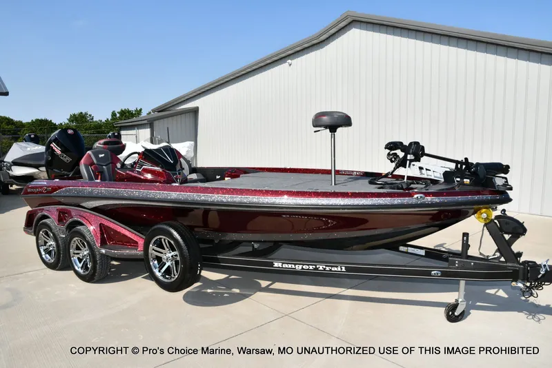 Slide: The Image of Ranger Z521R 2025 - 74