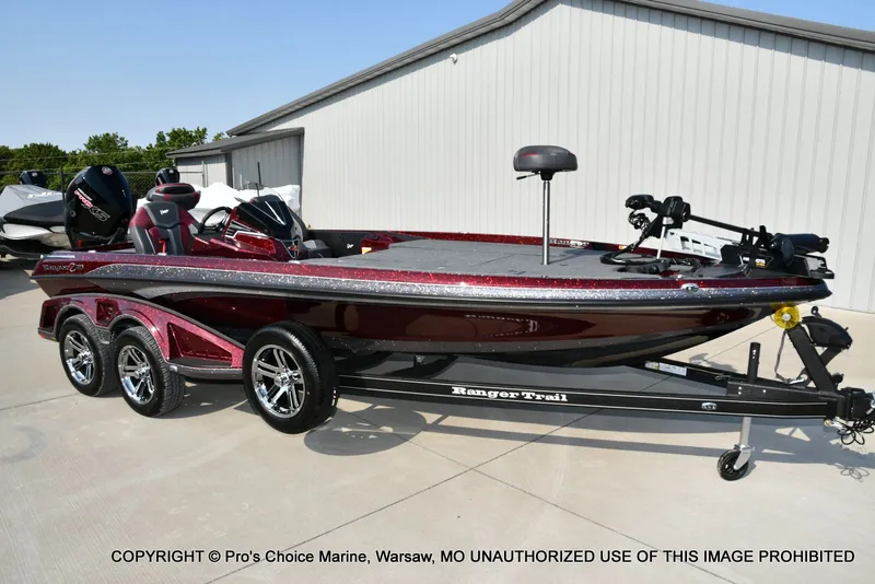 Slide: The Image of Ranger Z521R 2025 - 78