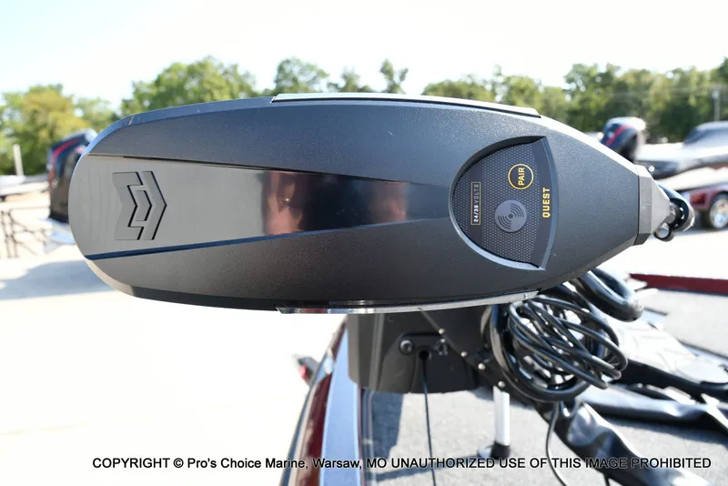 Slide: The Image of Ranger Z521R 2025 - 8