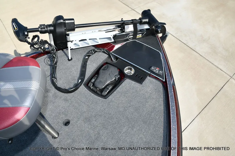 Slide: The Image of Ranger Z521R 2025 - 9