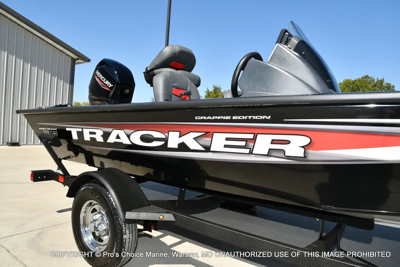 Slide: The Image of Tracker Pro Team 175 Crappie Edition 2025 - 25
