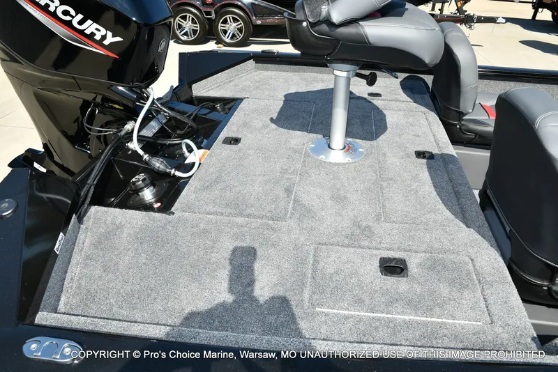 Slide: The Image of Tracker Pro Team 175 Crappie Edition 2025 - 29