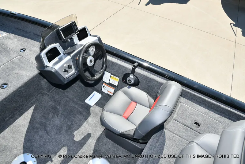 Slide: The Image of Tracker Pro Team 175 Crappie Edition 2025 - 34