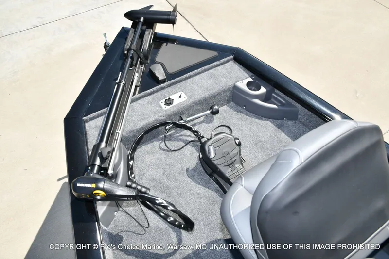 Slide: The Image of Tracker Pro Team 175 Crappie Edition 2025 - 39