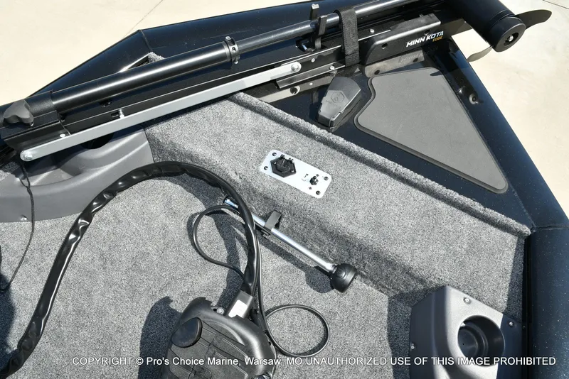 Slide: The Image of Tracker Pro Team 175 Crappie Edition 2025 - 40