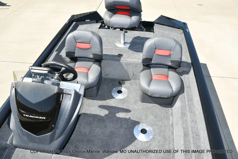 Slide: The Image of Tracker Pro Team 175 Crappie Edition 2025 - 42