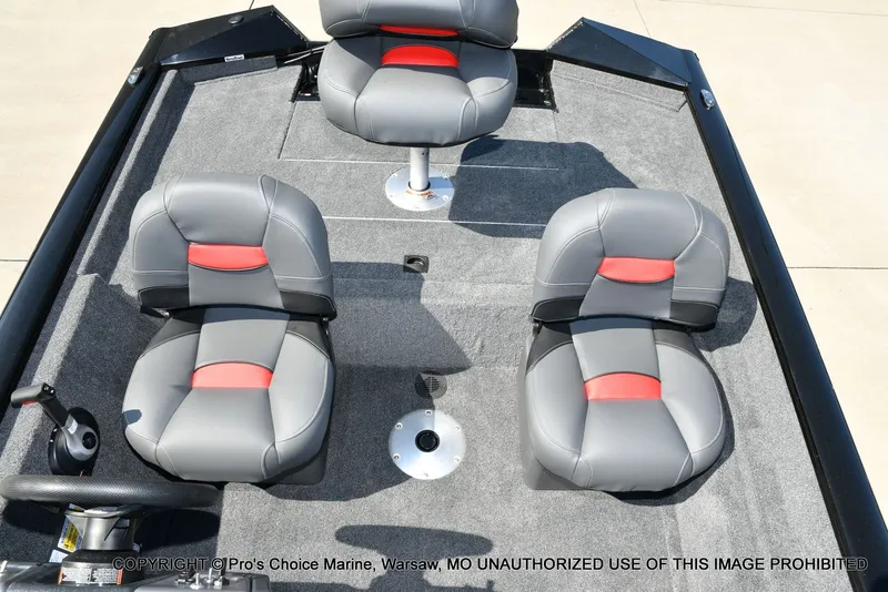 Slide: The Image of Tracker Pro Team 175 Crappie Edition 2025 - 43