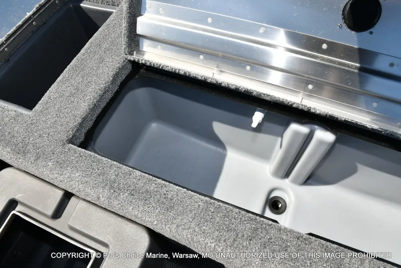 Slide: The Image of Tracker Pro Team 175 Crappie Edition 2025 - 49