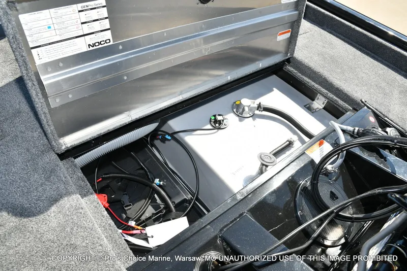 Slide: The Image of Tracker Pro Team 175 Crappie Edition 2025 - 63