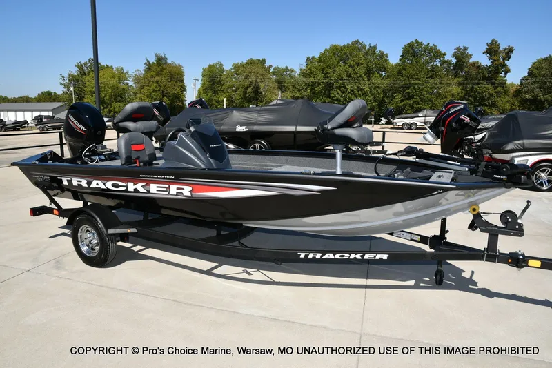 Slide: The Image of Tracker Pro Team 175 Crappie Edition 2025 - 71