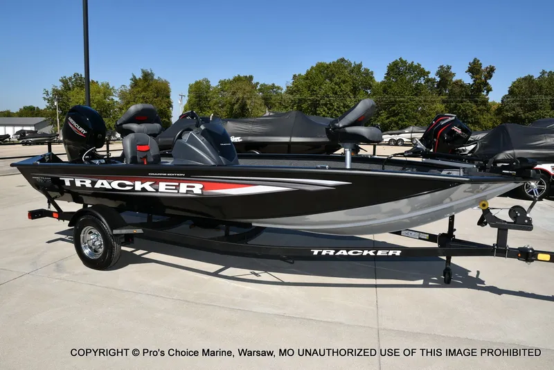 Slide: The Image of Tracker Pro Team 175 Crappie Edition 2025 - 72