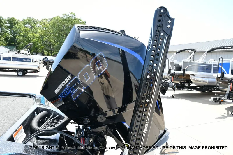 Slide: The Image of Nitro Z21 XL Pro 2022 - 21